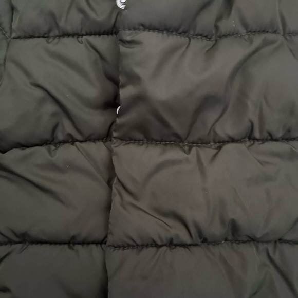 Toddler Old Navy Green Puffer Water Resistant Jacket Size 12-18 Months - Picture 3 of 5